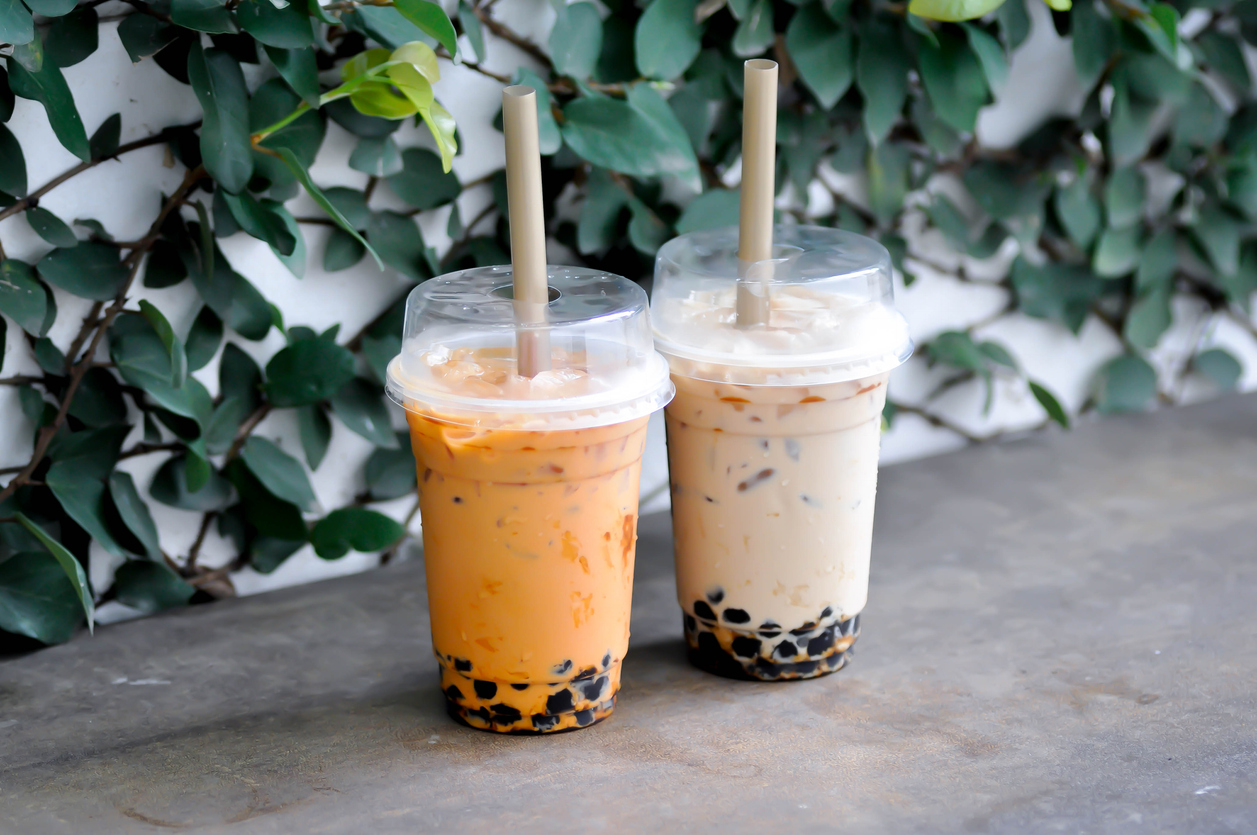 milk teas with boba