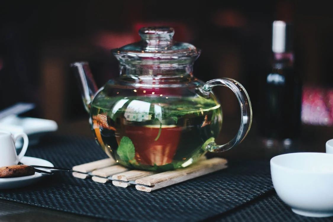 Clear-Glass-Teapot